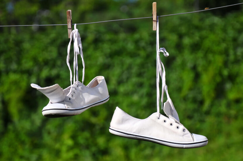 How To Clean (White) Tennis Shoes - Best Ways To Clean Tennis Shoes