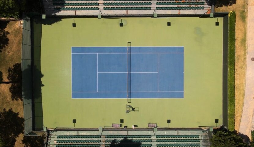 doubles tennis court dimensions